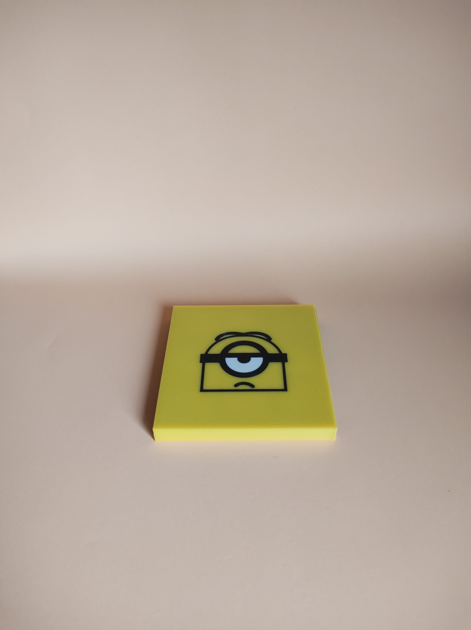 Ta Te Ti Minion